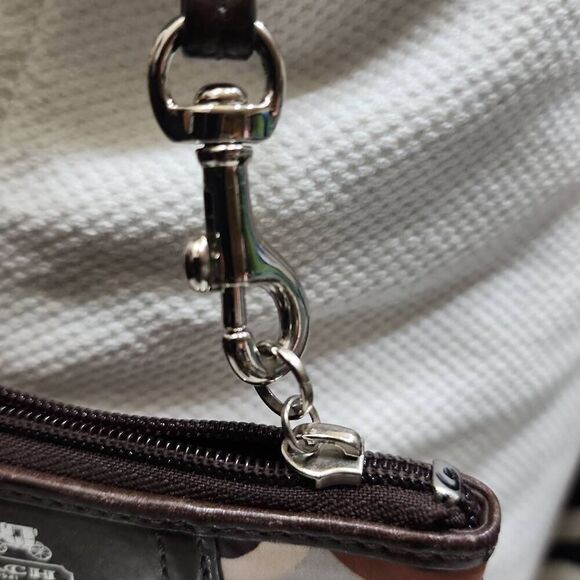 COACH Ashley Scarf Print - Picture 4 of 7